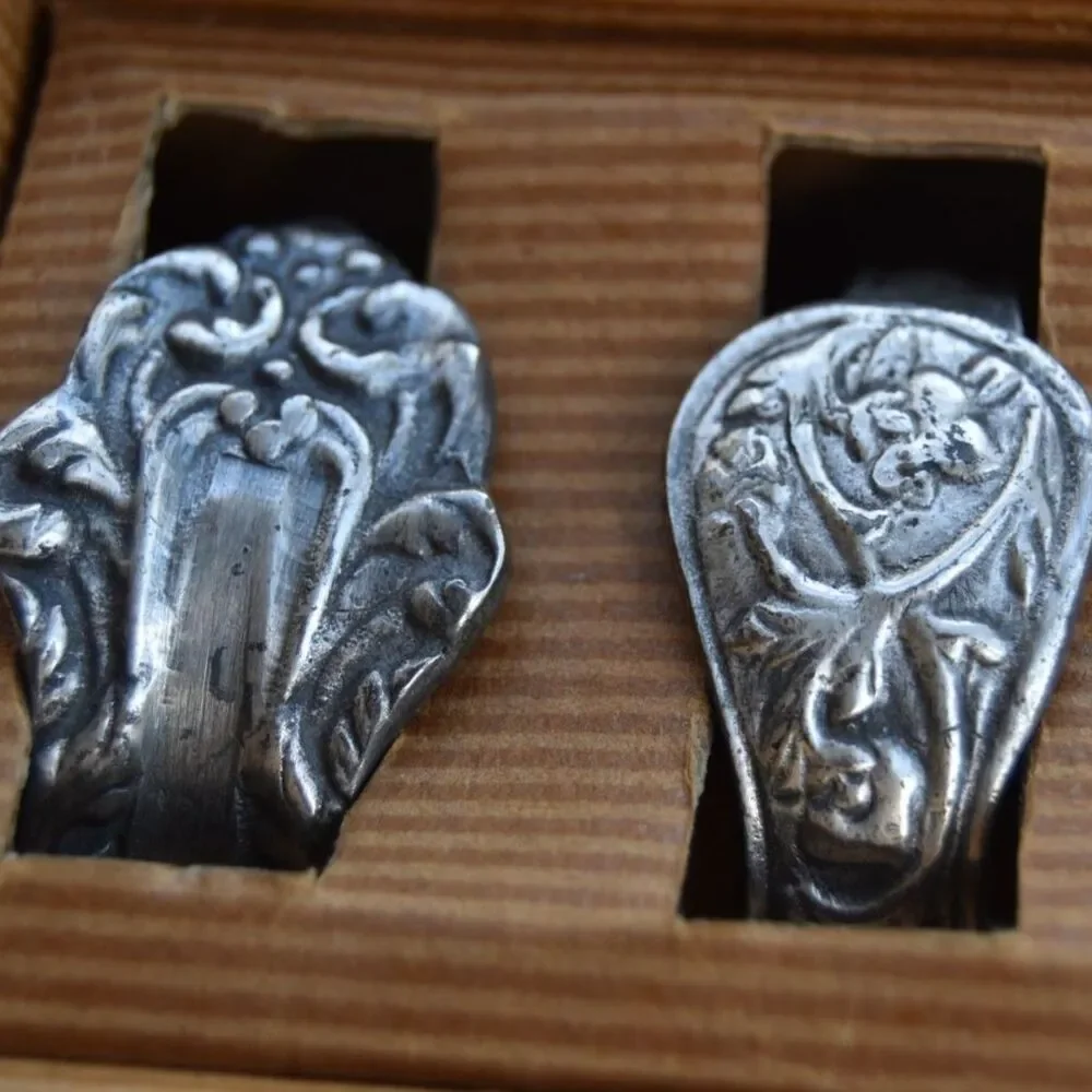 Pottery Barn Victorian Napkin Rings Silver Tone Set of 8 Boxed Ornate